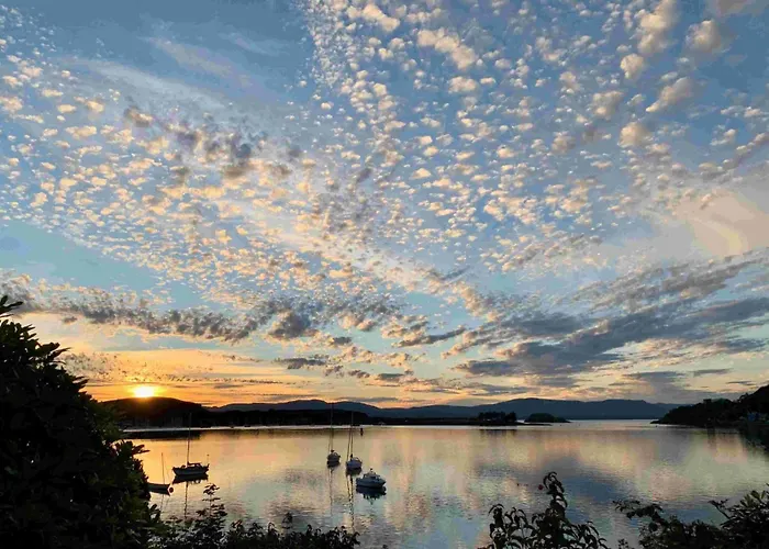 Best Pet Friendly Hotels in Oban, Scotland