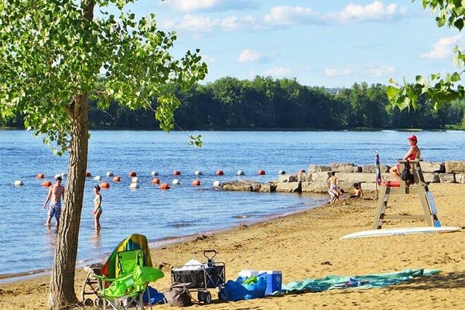 petrie island beaches