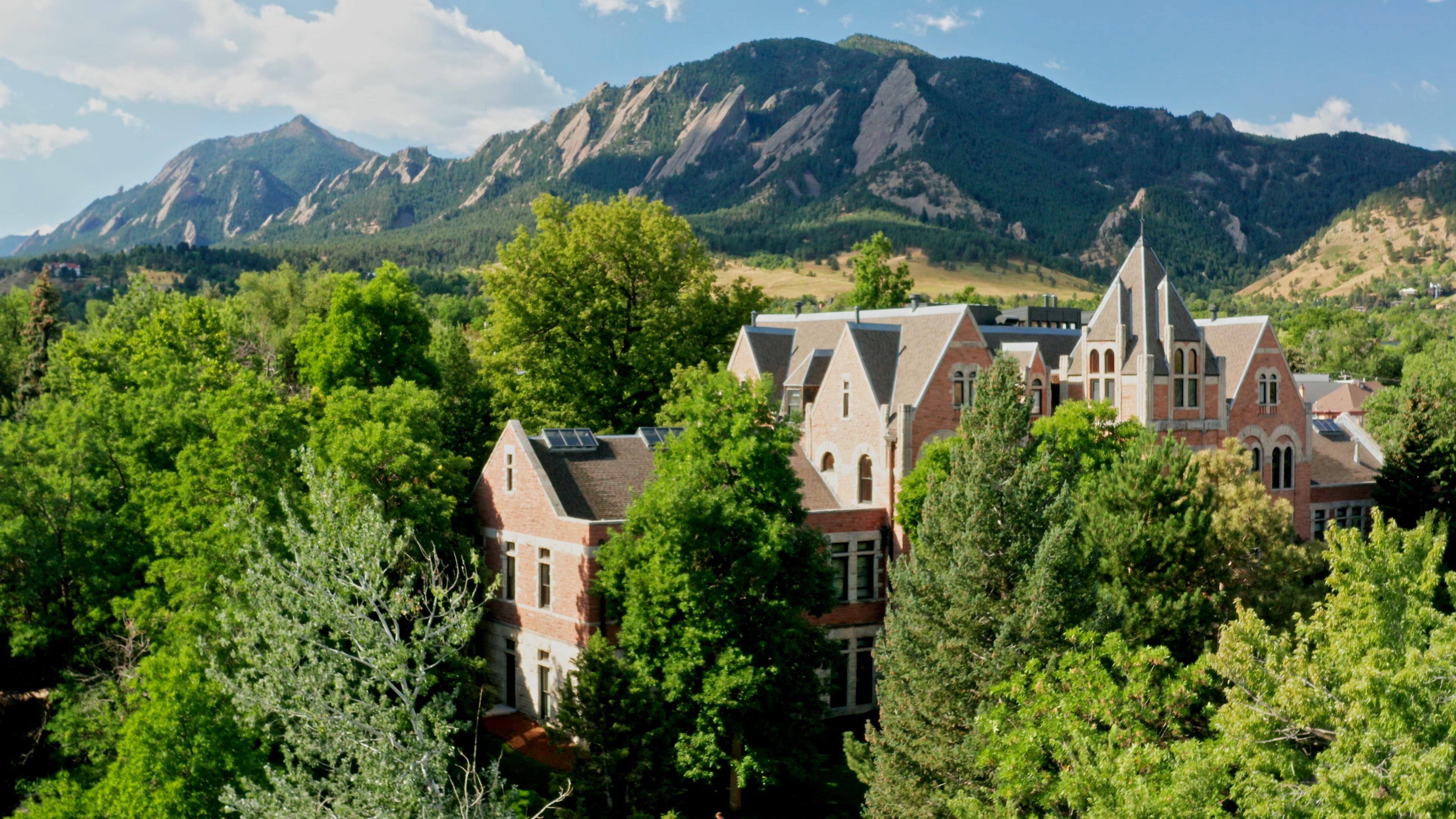10 Things to Do at CU Boulder | Things to Do on Campus
