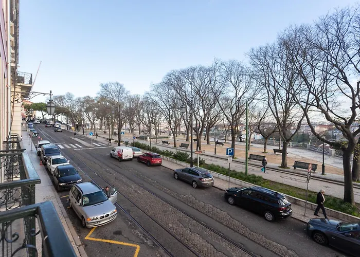 Experience Unmatched Comfort at Luxury Hotels in Lisbon